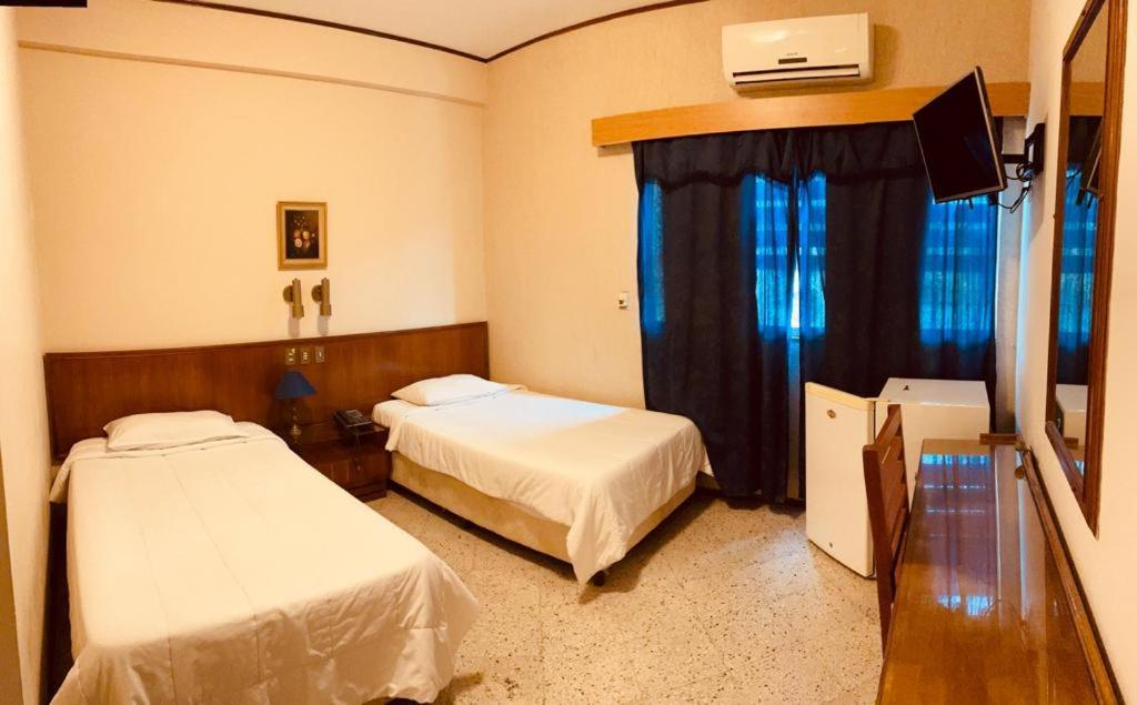 Gran Hotel Parana Asuncion Buitenkant foto
