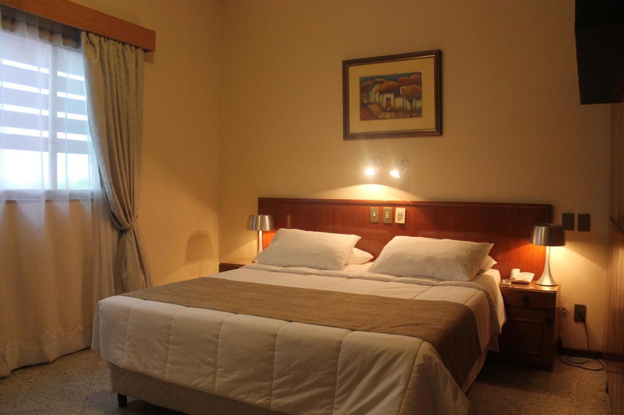 Gran Hotel Parana Asuncion Buitenkant foto