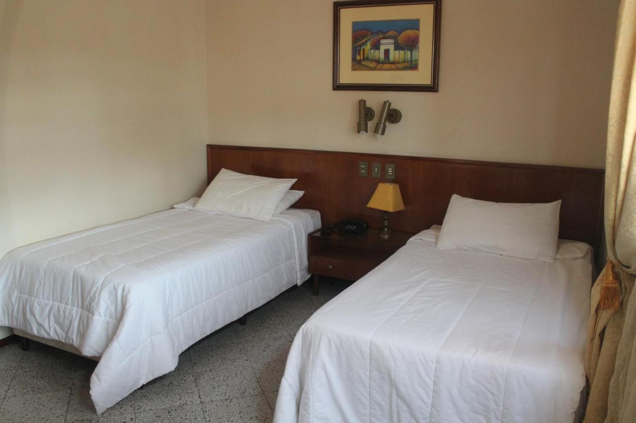 Gran Hotel Parana Asuncion Buitenkant foto
